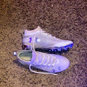 cleats don’t fit the width of my foot size 9.5